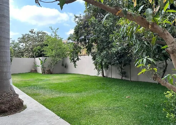 Casa Privada En Villa Bricia